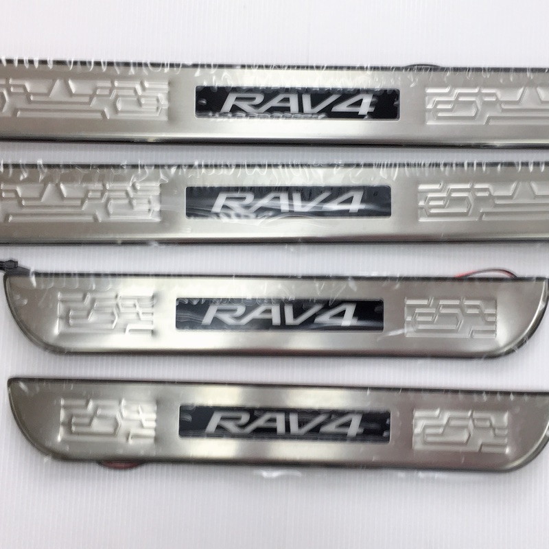 ♁阿尼工作坊♁TOYOTA 2008-2014年專用RAV4 LED燈不鏽鋼迎賓踏板（我最便宜）