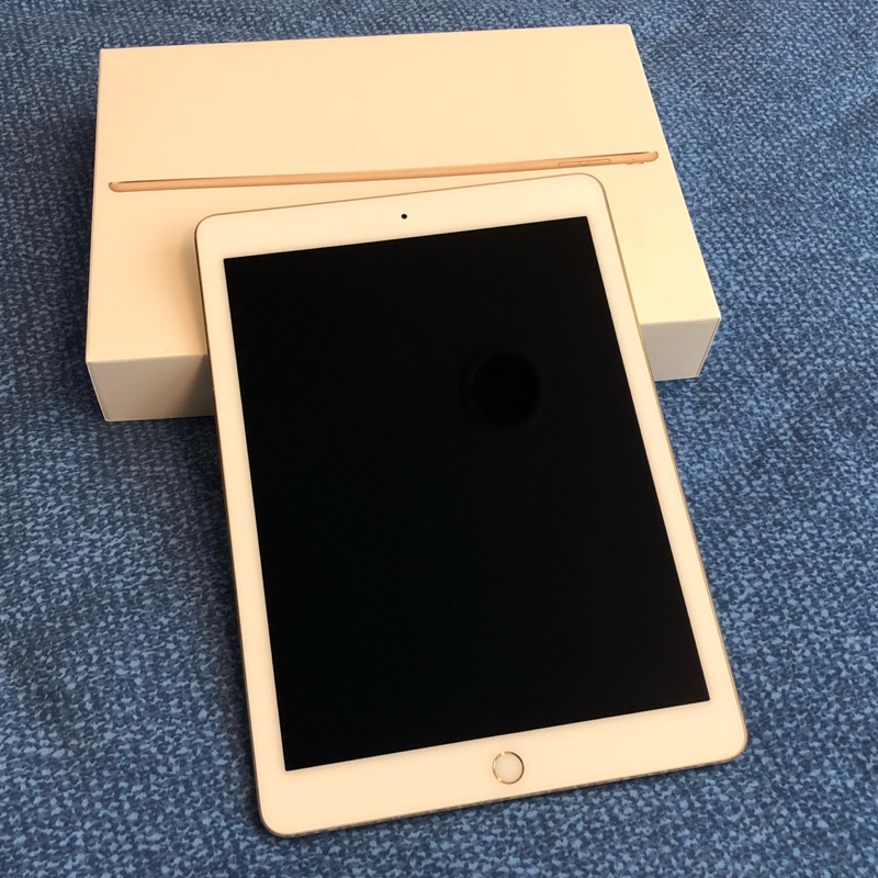 Ipad Pro 9 7 香檳金wifi 128g 九成五新無刮傷 背面嚴選名膜 10 Studio A購買 蝦皮購物