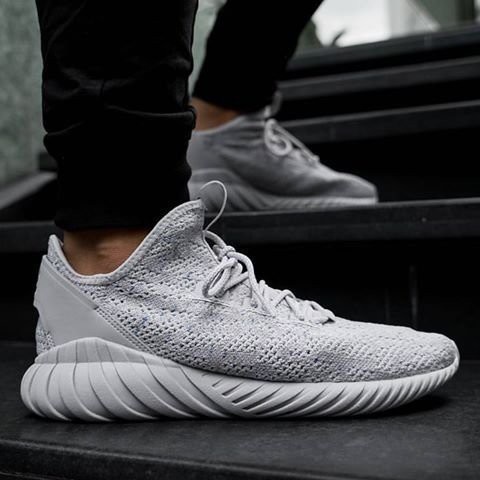 正adidas Tubular 小350的價格推薦 23年1月 比價比個夠biggo