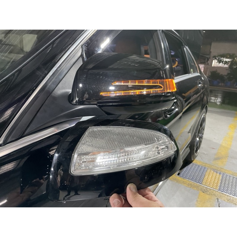 銘泰汽車精品  W204 C300 初代升級小改款   箭矢後視鏡蓋 含LED方向燈 照地燈