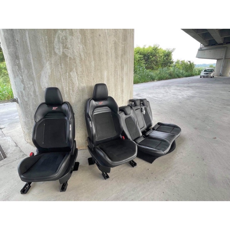 Focus mk4 ST RECARO 進口版座椅 報廢車 零件車