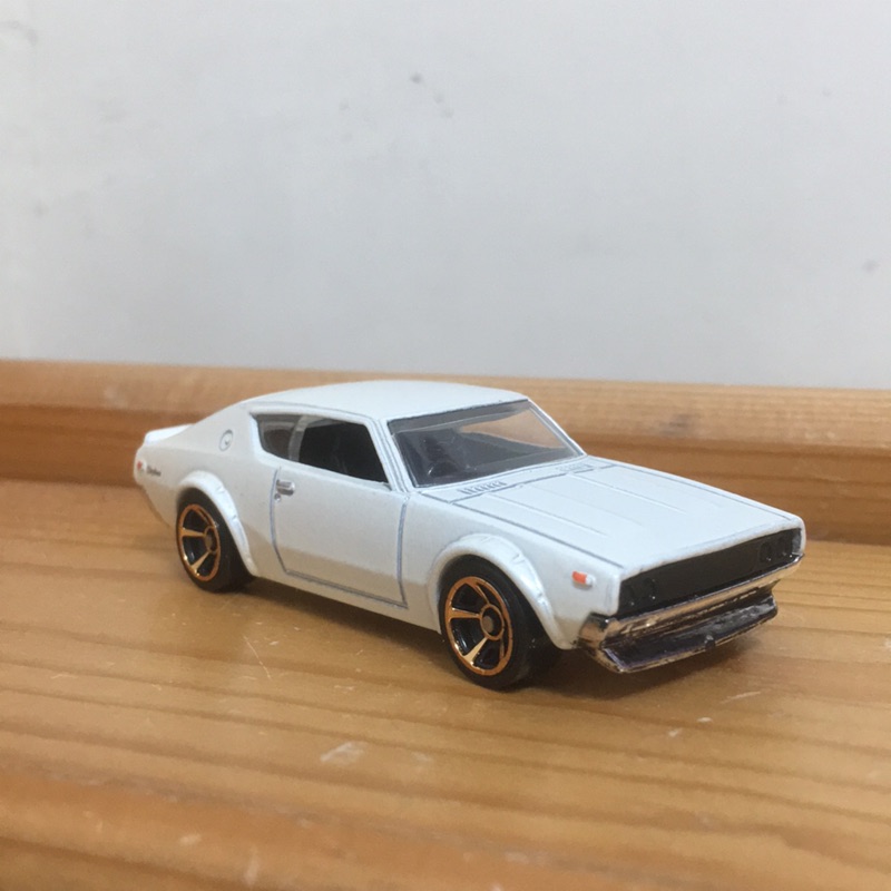 hotwheels nissan skyline 2000 gtr