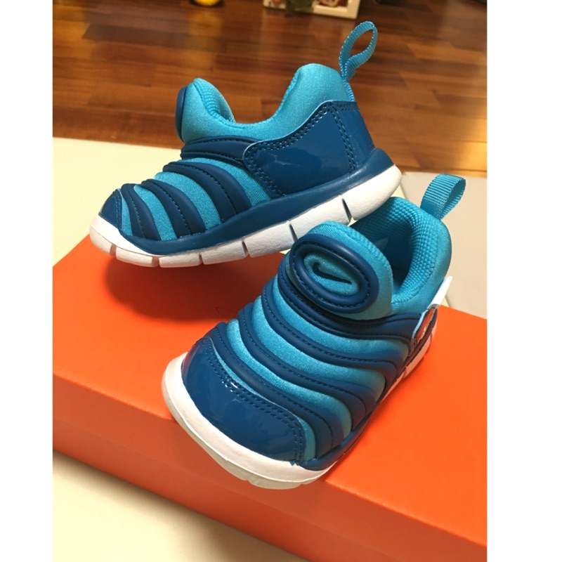 Nike 寶寶毛毛蟲鞋 (size 6c / 12cm)