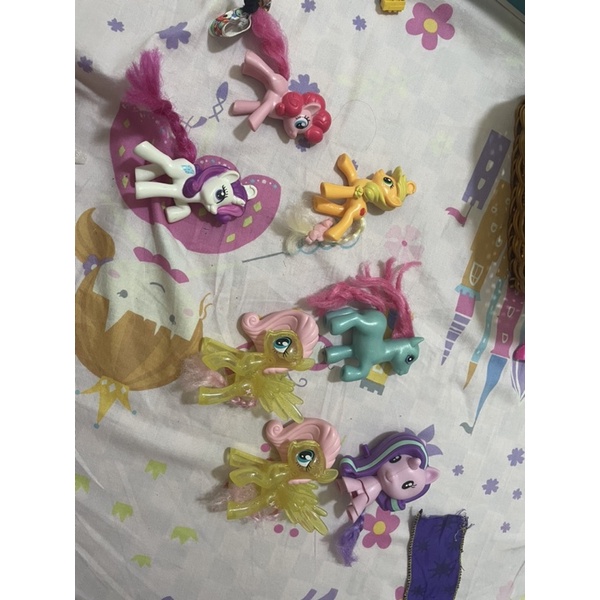 彩虹小馬，7-8公分玩具，女孩的小馬，尺寸手量有誤差，高標勿入尺寸