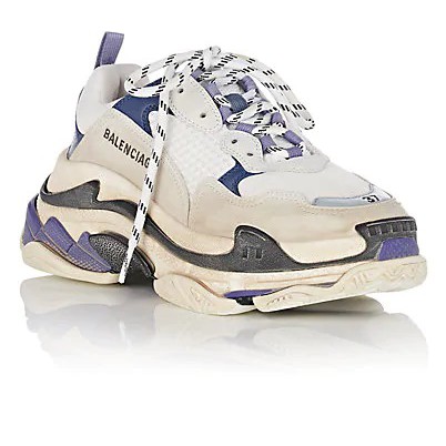 ViDEO tquay Giay Balenciaga Triple S Trang d7 mau