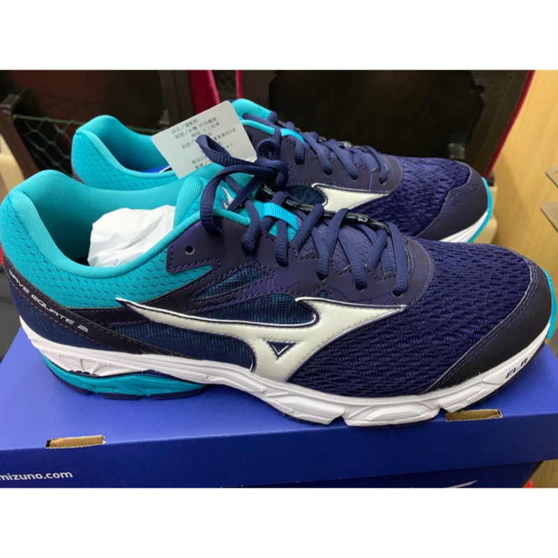 mizuno wave equate 2