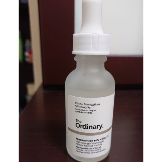 The Ordinary Niacinamide 10% + Zinc 1% 
（維生素 B3 + 鋅）