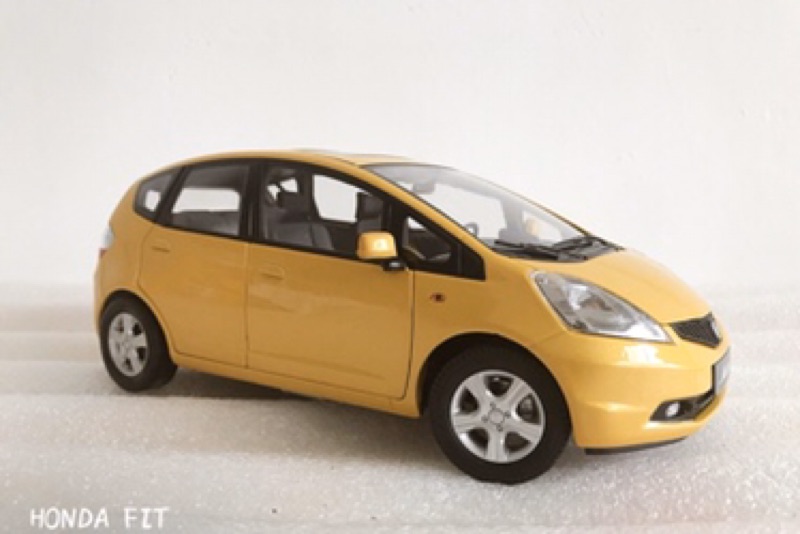 Buycar模型車庫1 18 Honda Fit 2代模型車 蝦皮購物