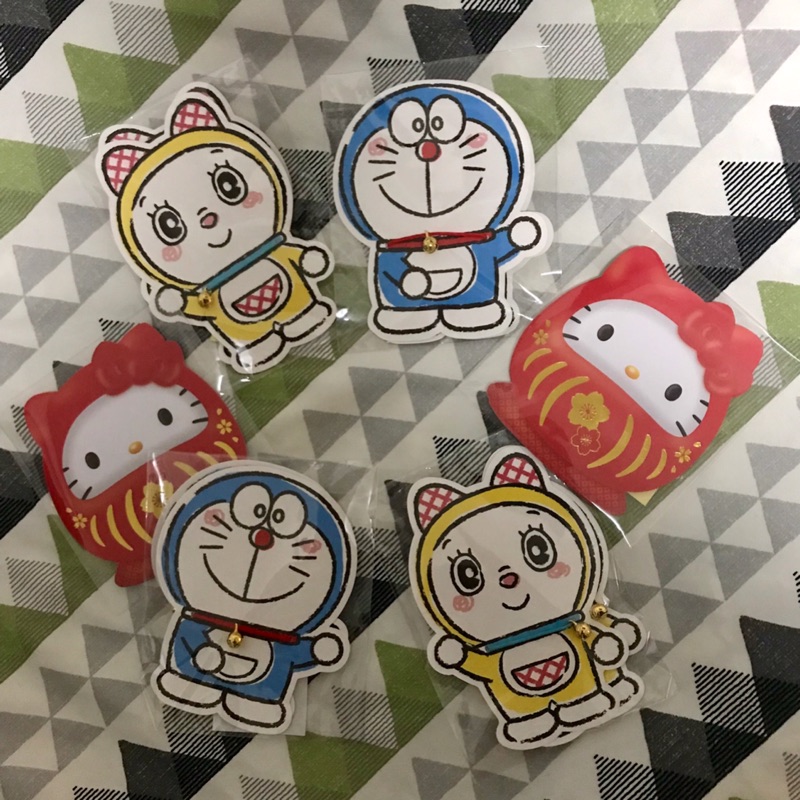 （現貨) 日本🇯🇵限定新年紅包袋 hello kitty 凱蒂貓 達摩不倒翁/哆啦a夢/哆啦美