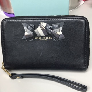 Marc Jacobs黑色皮革手拿中夾（二手）