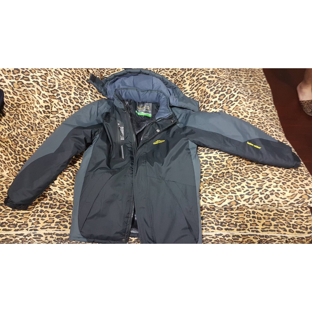 全新衝鋒外套 夾克 內裡加絨保暖透氣防風防水耐刮 適合雪地 釣魚