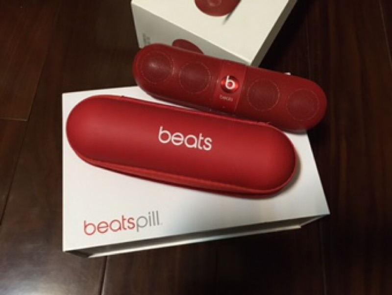 beats pill dude red