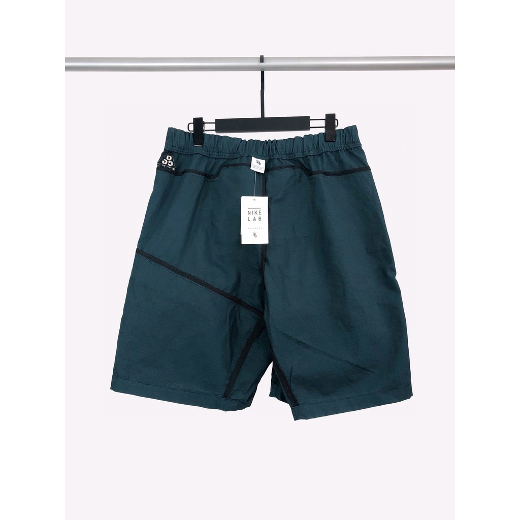 nikelab acg deploy shorts
