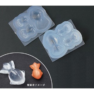 ✿粉紅豬✿～【日本製】124 日清 黏土模具 滴膠模具 UV膠模具~金魚