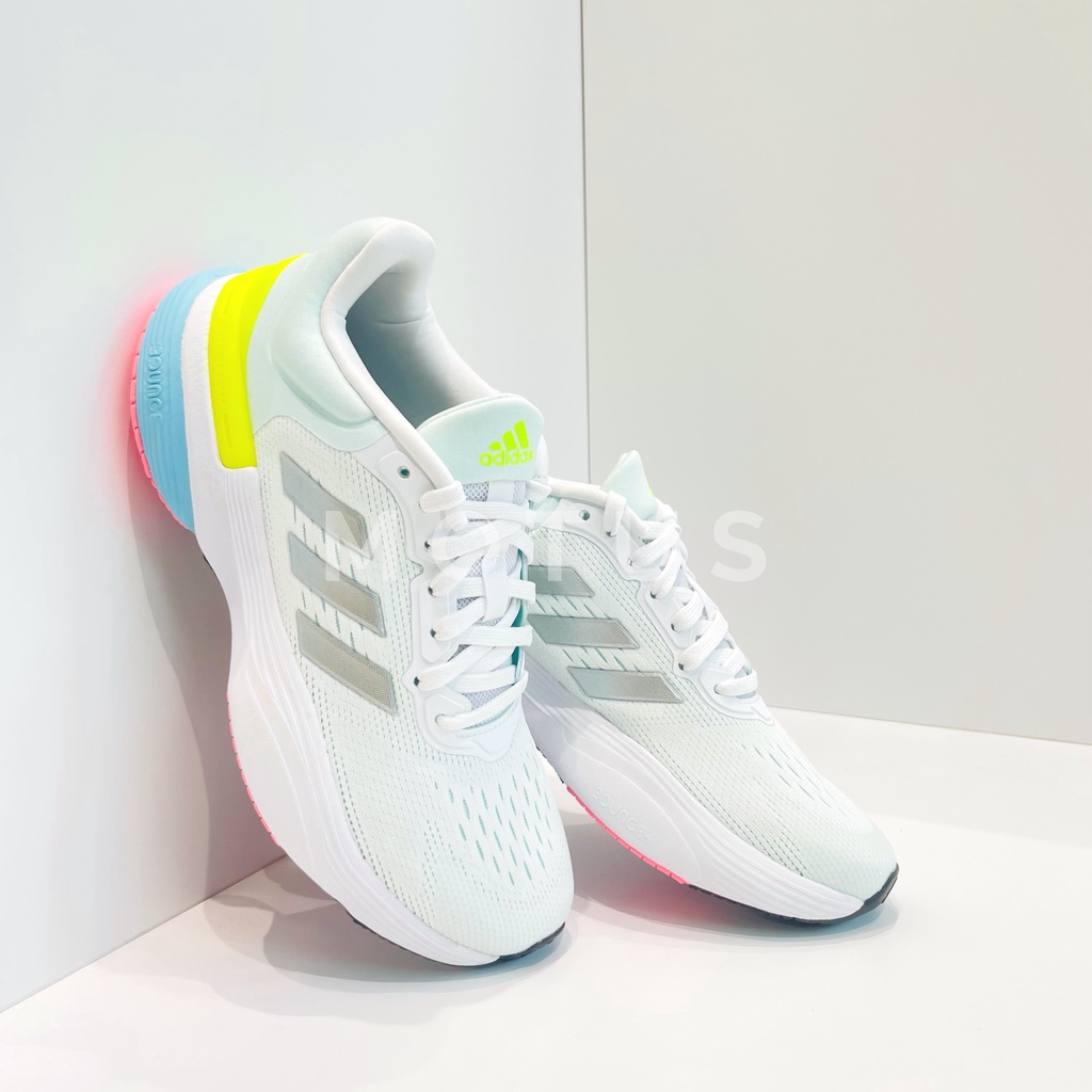 Motus | Adidas Response Super 3.0 女 白 慢跑鞋 HP2057