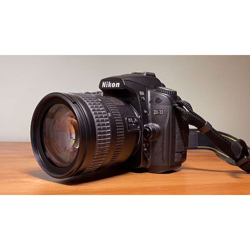 【免運】二手Nikon D90 數位相機(搭配 Nikkor AF-S 18-70mm 鏡頭及EN-EL3e原廠電池)