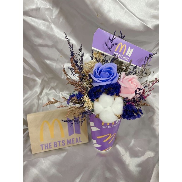 Bts麥當勞 聯名包裝 獨家乾燥花飲料杯 蝦皮購物