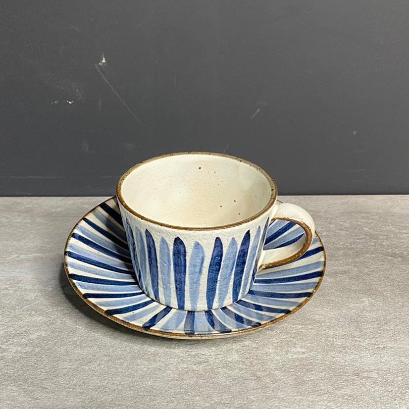 日本 染十草拿鐵杯盤組《屋外生活》杯子 咖啡杯 陶瓷杯 日本製