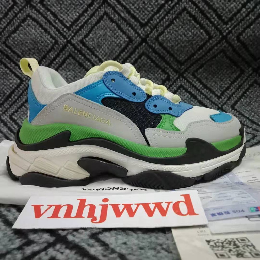 balenciaga real triple s