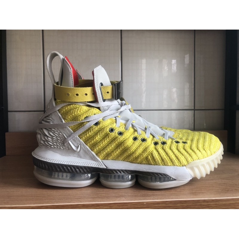 詹姆士 LEBRON 16代 HFR白黄色 US10.5 8800降價7800