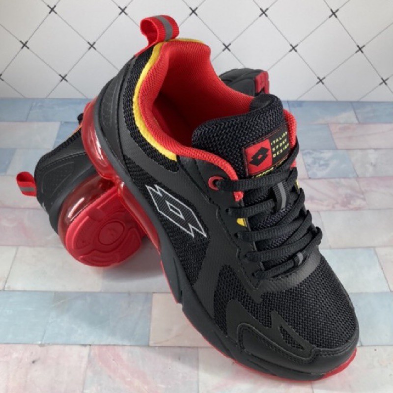 ｛專業鞋店｝Lotto 樂得.2260.LT20.氣墊跑鞋.超Q彈.氣墊鞋.運動鞋.黑紅色.女鞋
