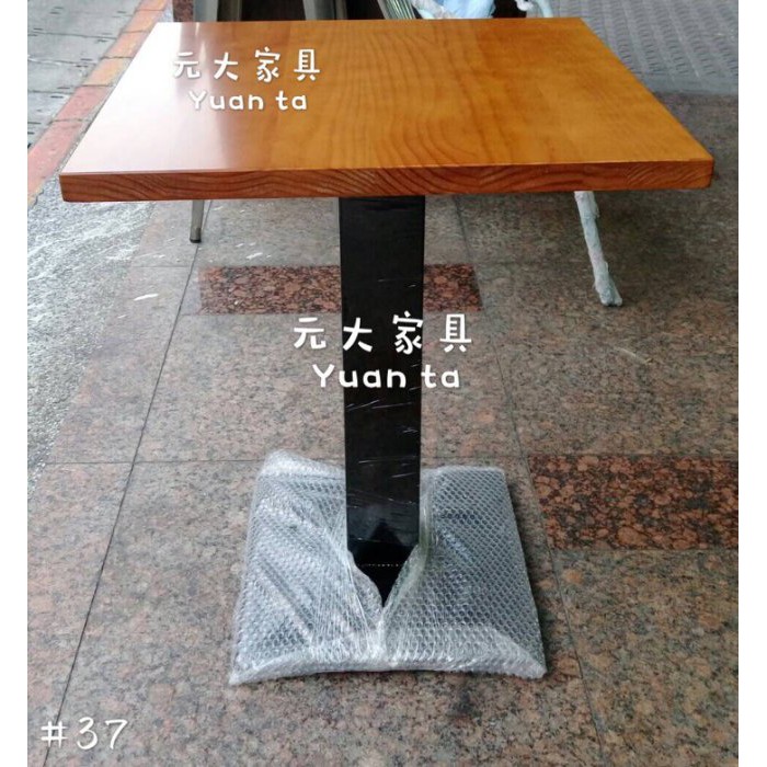 #37-04【元大家具行】全新2尺方實木餐桌 加購方桌 餐桌椅 會客桌 洽談桌 木頭桌 長方桌
