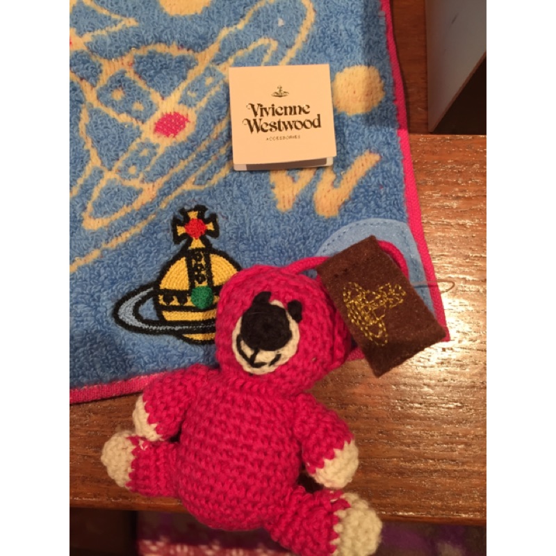 Vivienne Westwood 小熊刺繡方巾手帕