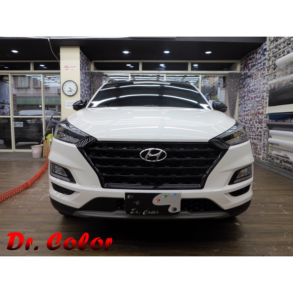 Dr. Color 玩色專業汽車包膜 Hyundai Tucson 高亮黑_水箱護罩/後視鏡
