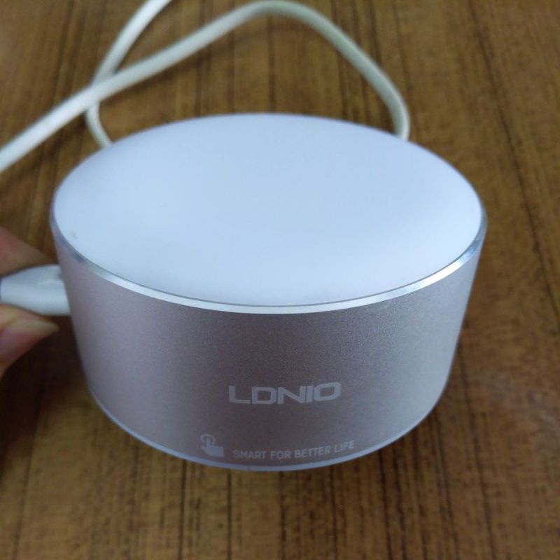 USB 充電器 小夜燈 三段式 LDNIO 二手