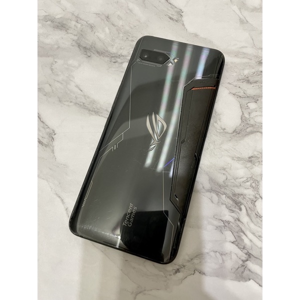 華碩 ASUS ROG Phone II 菁英版 ZS660KL 8G/128G 吃雞 RAZAR 黑鯊 2 3 5