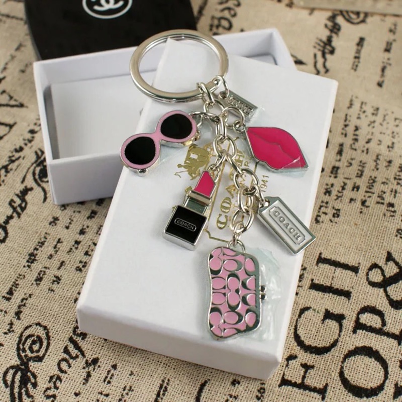 COACH粉色佳人 可愛太陽眼鏡口紅車鑰匙圈/包包吊墜掛飾 附禮盒
