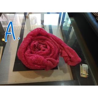 桃紅色圍巾 粉黑雙面可用圍巾 冬天必備 出清