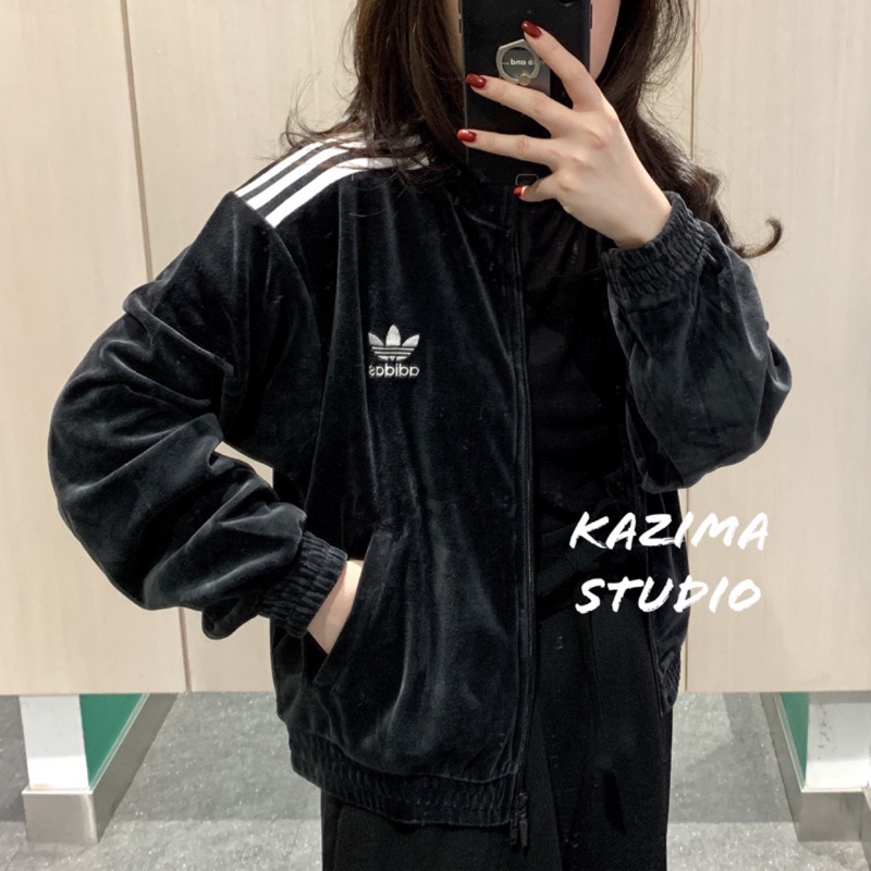 特價Kazima｜Adidas 愛迪達 三葉草 天鵝絨 絨布 絨質 絨毛 絨毛 外套 高領 立領 黑色 黑 FL0057