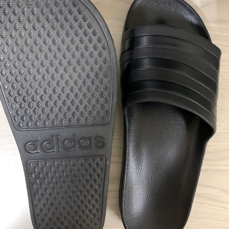 (二手、9.9成新）Adidas 愛迪達拖鞋 男US10