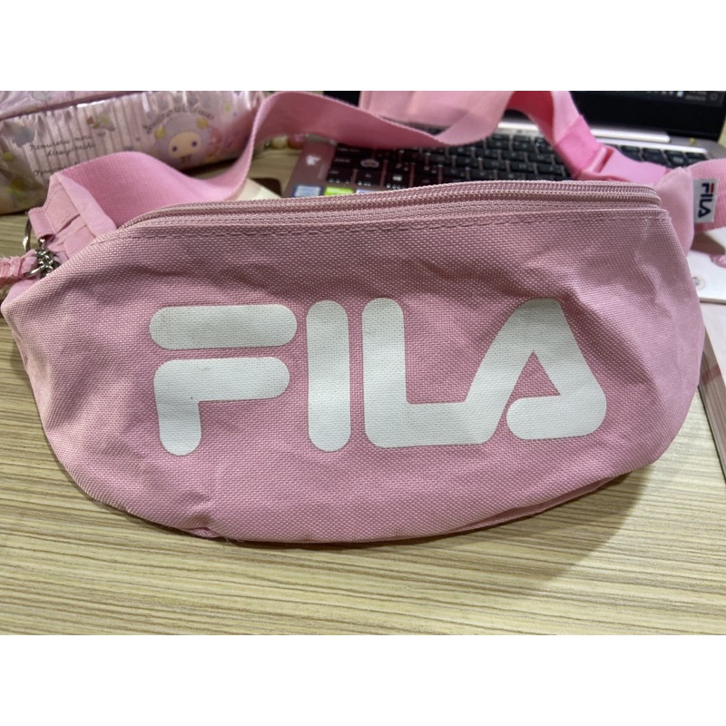 fila 粉色 腰包 肩背包 斜背包 二手🎈