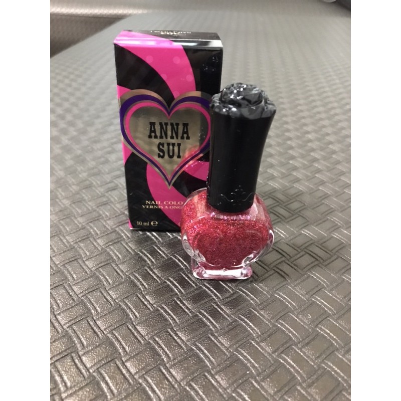Anna Sui指甲油 沒有中文標及保存期限 能接受者在下單 蝦皮購物