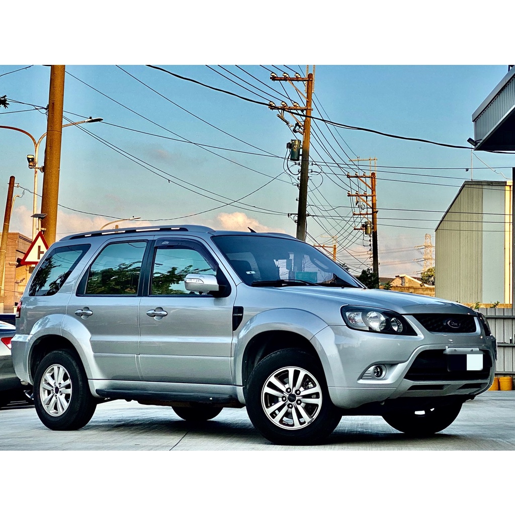 2012 Ford Escape 2.3    FB搜尋 : 『凱の中古車-Dream Garage』