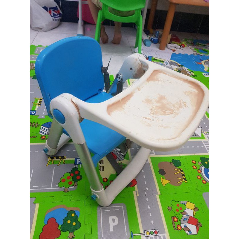 英國 FLIPPA 兒童餐椅