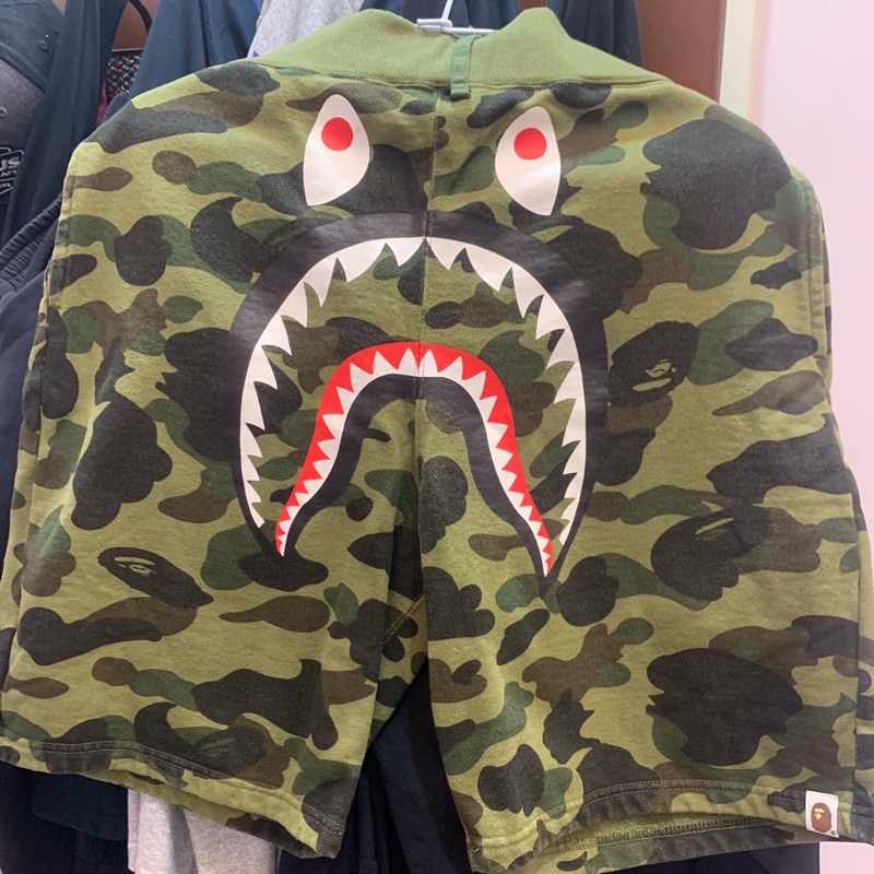 Bape 經典迷彩短褲 XL號 鯊魚褲