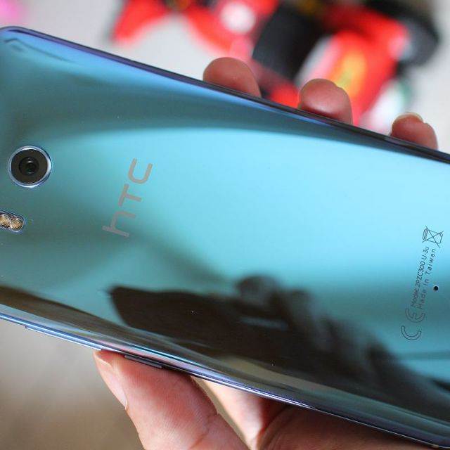 htc U11 6g,128g 炫藍銀