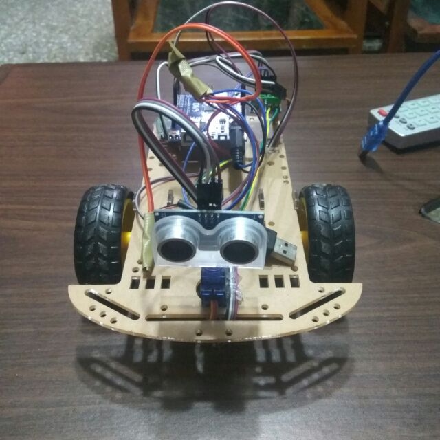 arduino 避障 藍牙避障 自走車 成品 專題製作 arduino專題 藍牙 藍牙遙控 手機遙控  藍牙避障自走車