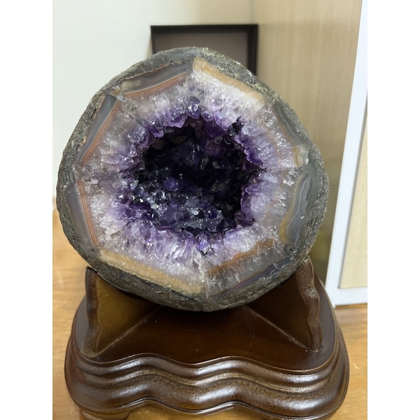 烏拉圭特殊形狀紫晶圓洞