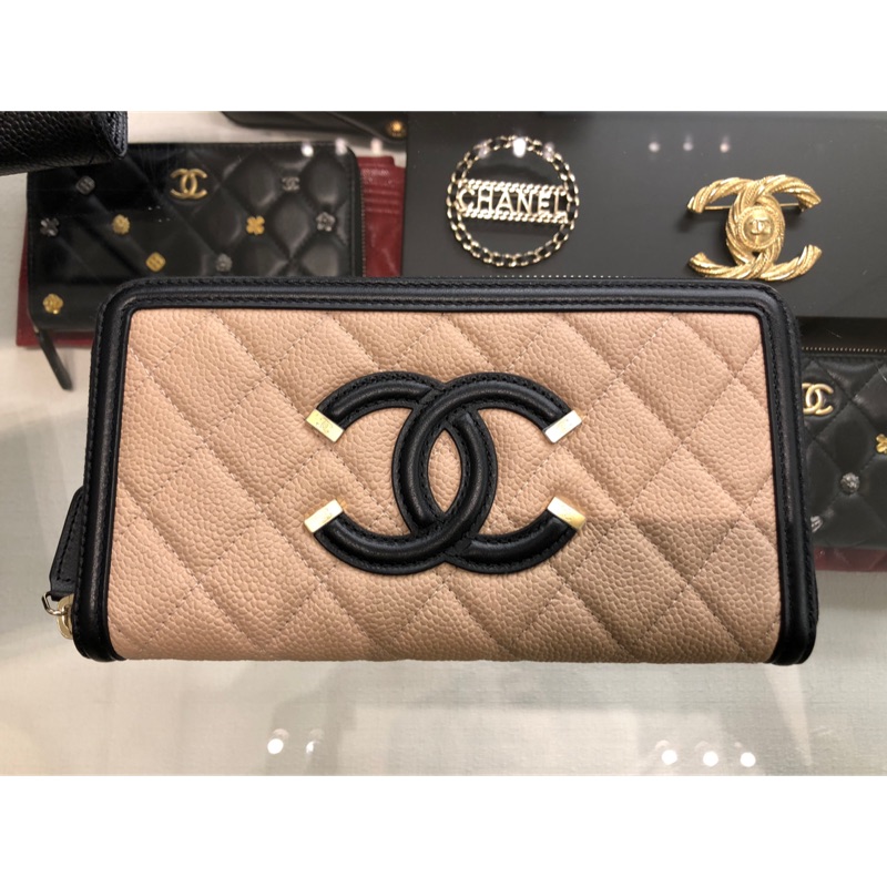 全新真品 Chanel VANITY 膚黑色 荔枝紋 大CC ㄇ字形 拉鍊 8卡 長夾 A84449 現貨