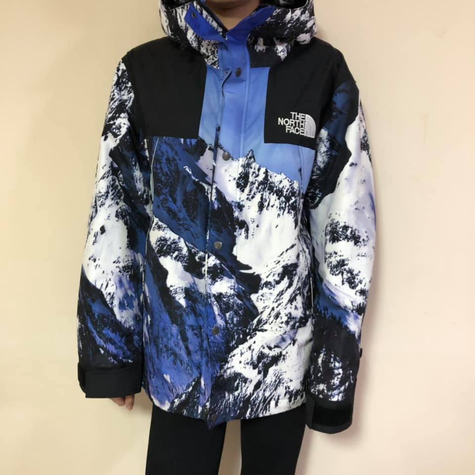 Supreme 雪山羽絨的價格推薦- 2023年10月| 比價比個夠BigGo