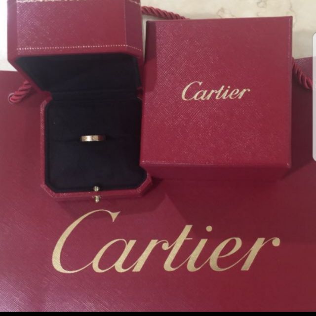 Cartier love 經典系列戒指玫瑰金。 戒圍47。