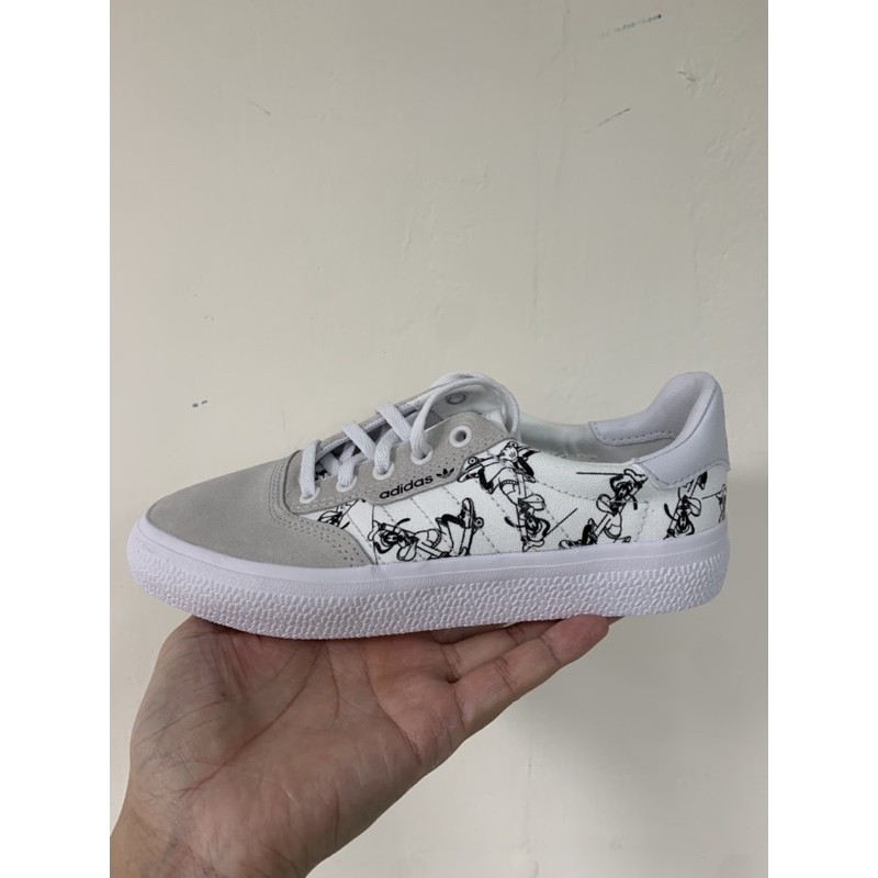 <Taiwan小鮮肉>ADIDAS 3MC X DISNEY SPORT GOOFY 白 灰 高飛狗 男女 FW6240