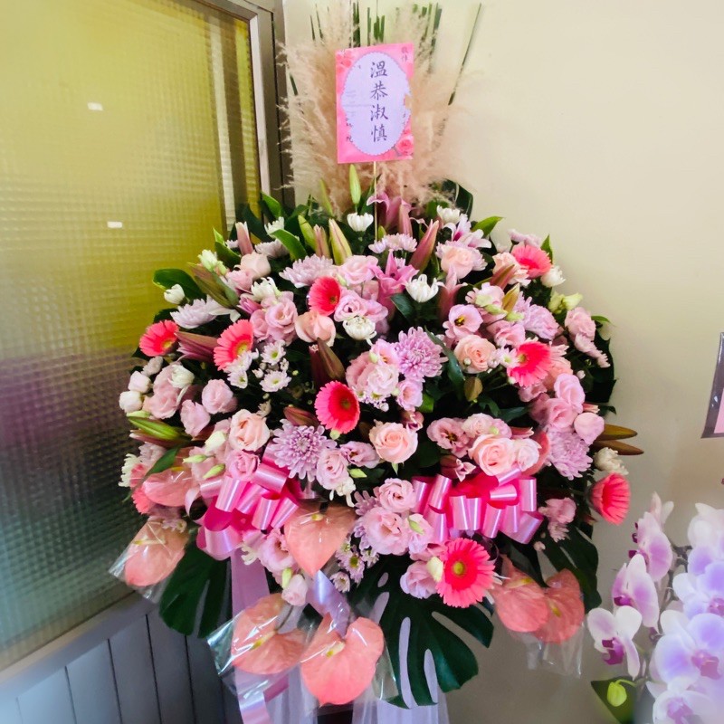 王冠園藝 高架花籃鮮花蘭 一對 羅馬柱告別式公祭喪禮追悼代客送花台南市立殯儀館 工廠直營批發 蝦皮購物