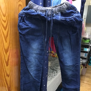 伸縮牛仔褲