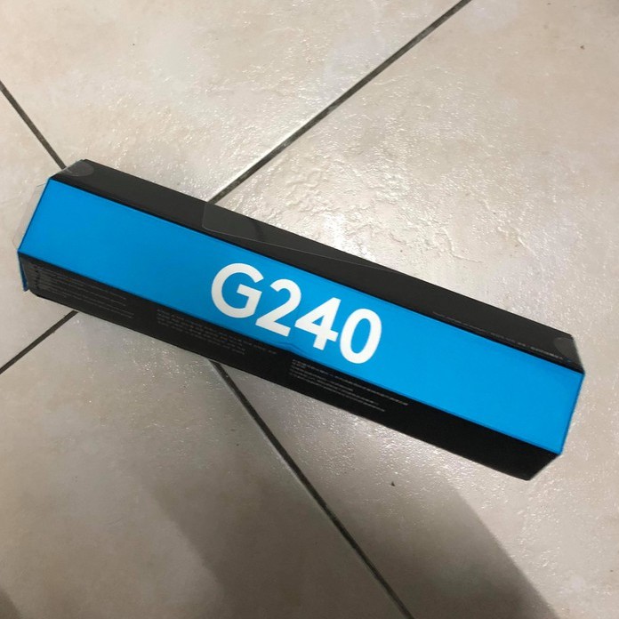 羅技 G240 電競滑鼠墊 全新僅打開檢查