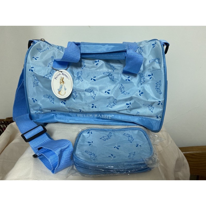 國泰世華銀行贈品彼得兔圖案防水旅行袋可提可背附化妝包1⃣️個